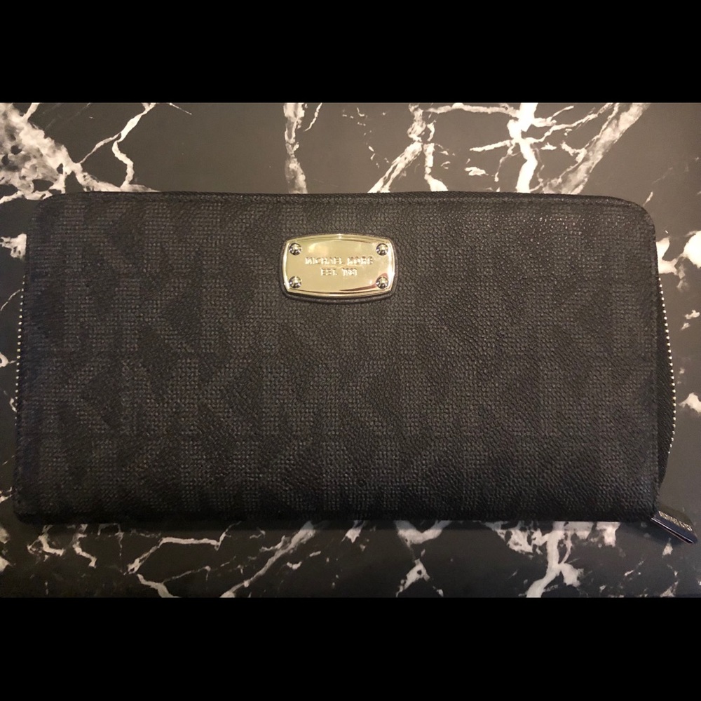 Michael Kors Jet Set Large Wallet